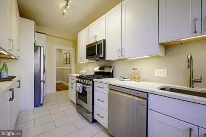 3100 Connecticut Avenue NW #237, Washington, DC 20008 - Photo 7