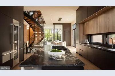 2717 Tennyson Street NW, Washington, DC 20015 - Photo 13