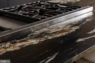 2717 Tennyson St NW, Washington, DC 20015 - Photo 15