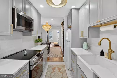 316 11th Street SE, Washington, DC 20003 - Photo 3