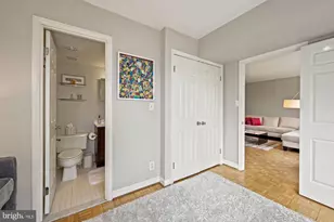 1077 30th St NW, Washington, DC 20007 - Photo 19