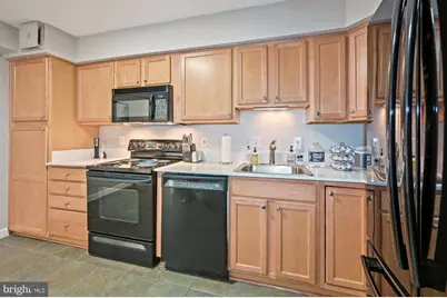 1077 30th Street NW #508, Washington, DC 20007 - Photo 15