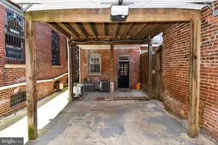 11 R St NW, Washington, DC 20001 - Photo 19