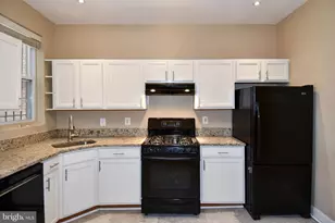 11 R St NW, Washington, DC 20001 - Photo 17