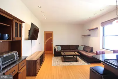 116 N North Carolina Avenue SE #404, Washington, DC 20003 - Photo 5