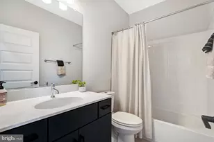 406 Brookland Grv Dr NE, Washington, DC 20017 - Photo 33