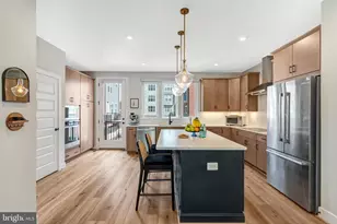 406 Brookland Grv Dr NE, Washington, DC 20017 - Photo 15