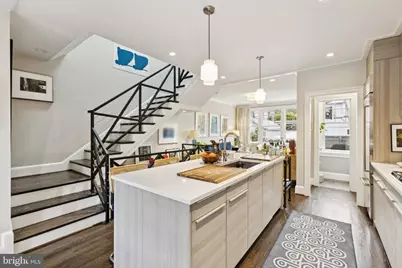 1724 34th Street NW, Washington, DC 20007 - Photo 9
