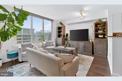 555 Massachusetts Avenue NW #1313, Washington, DC 20001 - Photo 1