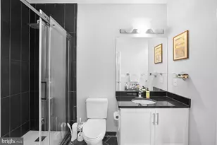 437 New York Ave NW, Washington, DC 20001 - Photo 17