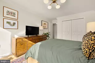 2501 Calvert St NW, Washington, DC 20008 - Photo 17