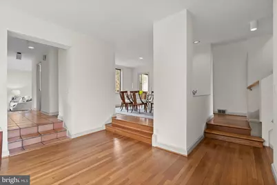 2400 44th Street NW, Washington, DC 20007 - Photo 15