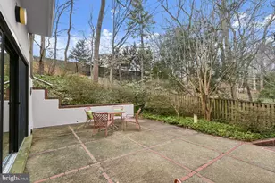 2400 44th St NW, Washington, DC 20007 - Photo 33