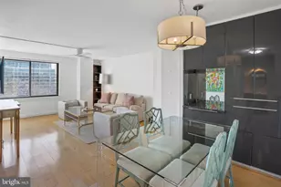 3 Washington Cir NW, Washington, DC 20037 - Photo 3