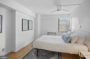 3 Washington Cir NW, Washington, DC 20037 - Photo 13