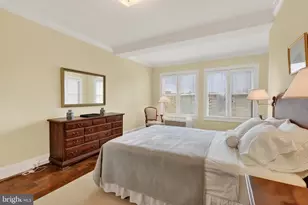 4000 Cathedral Ave NW, Washington, DC 20016 - Photo 19