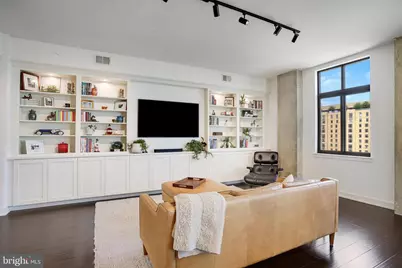 1000 New Jersey Avenue SE #1020, Washington, DC 20003 - Photo 9