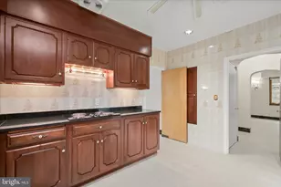 3007 Oliver St NW, Washington, DC 20015 - Photo 17
