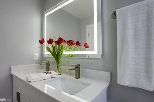 1615 6th St NW, Washington, DC 20001 - Photo 13