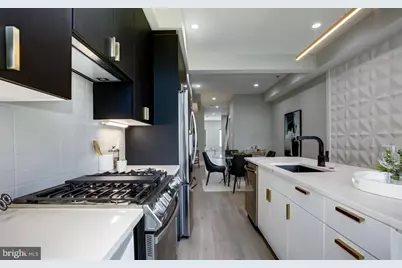 1615 6th Street NW #2, Washington, DC 20001 - Photo 5