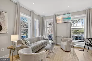 2142 O St NW, Washington, DC 20037 - Photo 3