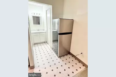 3030 Wisconsin Avenue NW #E, Washington, DC 20016 - Photo 3