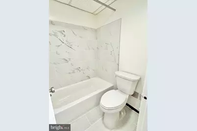 3030 Wisconsin Avenue NW #E, Washington, DC 20016 - Photo 9