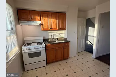 818 Division Avenue NE, Washington, DC 20019 - Photo 15