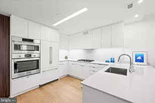 37 L St SE, Washington, DC 20003 - Photo 7