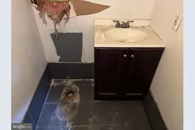 1370 H Street NE, Washington, DC 20002 - Photo 17