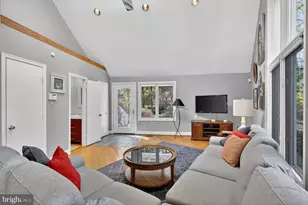 3201 Tennyson St NW, Washington, DC 20015 - Photo 19