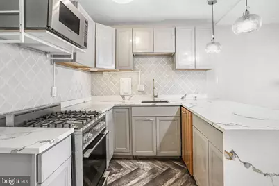 922 24th Street NW #301, Washington, DC 20037 - Photo 15