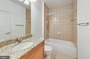 1111 25th St NW, Washington, DC 20037 - Photo 11