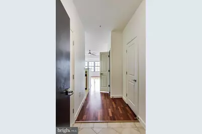 1111 25th Street NW #904, Washington, DC 20037 - Photo 3