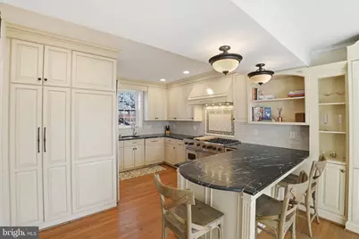 3752 Cumberland Street NW, Washington, DC 20016 - Photo 5