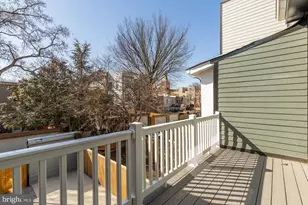 422 Warner St NW, Washington, DC 20001 - Photo 23