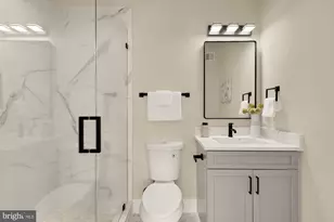 422 Warner St NW, Washington, DC 20001 - Photo 21