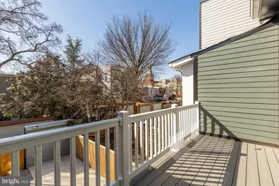 422 Warner Street NW, Washington, DC 20001 - Photo 19