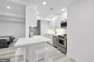 1821 19th St NW, Washington, DC 20009 - Photo 9
