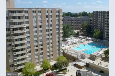 3001 Veazey Terrace NW #1032, Washington, DC 20008 - Photo 3