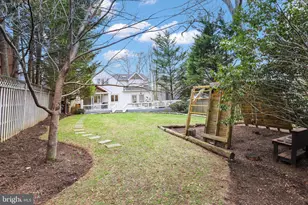 5045 Cathedral Ave NW, Washington, DC 20016 - Photo 19