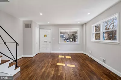 725 Croissant Place SE, Washington, DC 20019 - Photo 7