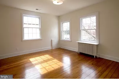 115 6th Street SE, Washington, DC 20003 - Photo 19