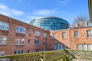 1860 19th St NW, Washington, DC 20009 - Photo 33