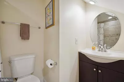 1917 H Street NE, Washington, DC 20002 - Photo 39