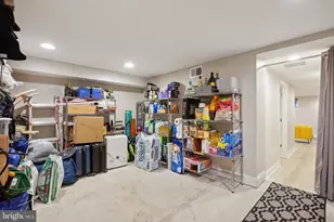 1917 H St NE, Washington, DC 20002 - Photo 41