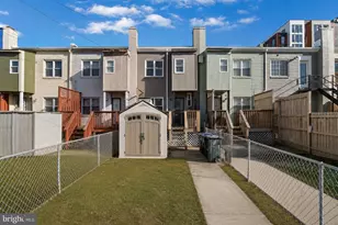 1515 1st St SW, Washington, DC 20024 - Photo 29