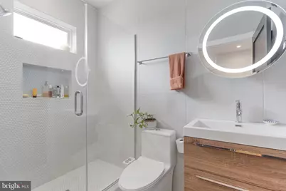 653 Irving Street NW #7, Washington, DC 20010 - Photo 19