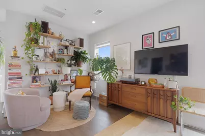 653 Irving Street NW #7, Washington, DC 20010 - Photo 11