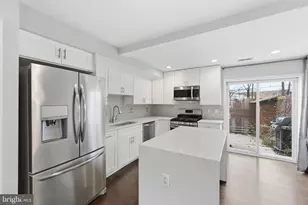 409 36th St NE, Washington, DC 20019 - Photo 7